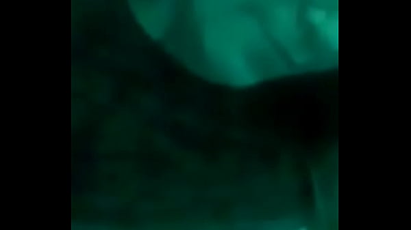 Aburrida en la pieza romina tu putita