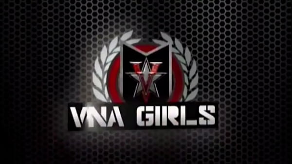 Pussy Loving Riley Reyes & Lesbian Charlie Harper Fuck Each Other!